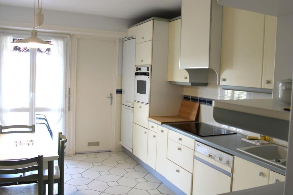 Spacieux Avec Terrasse En Plein Centre Appartement