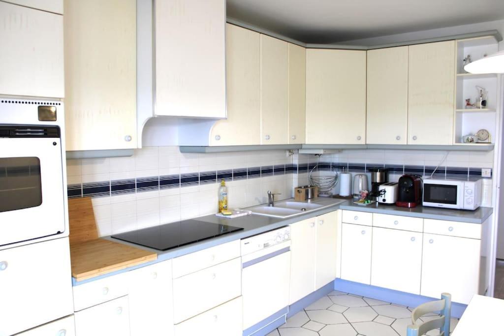 Appartement Spacieux Avec Terrasse En Plein Centre *